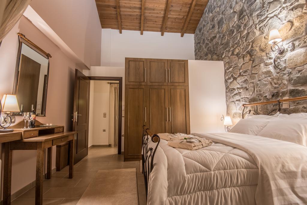The View Village - Villas Suites & Spa Karpenisi Exterior photo