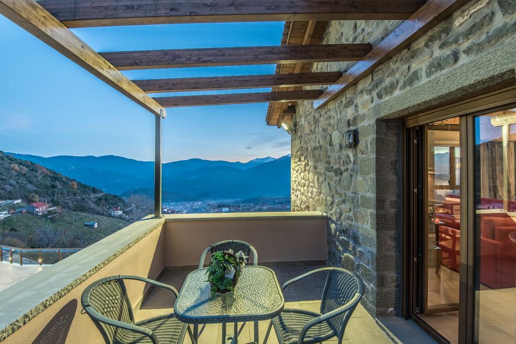 The View Village - Villas Suites & Spa Karpenisi Exterior photo